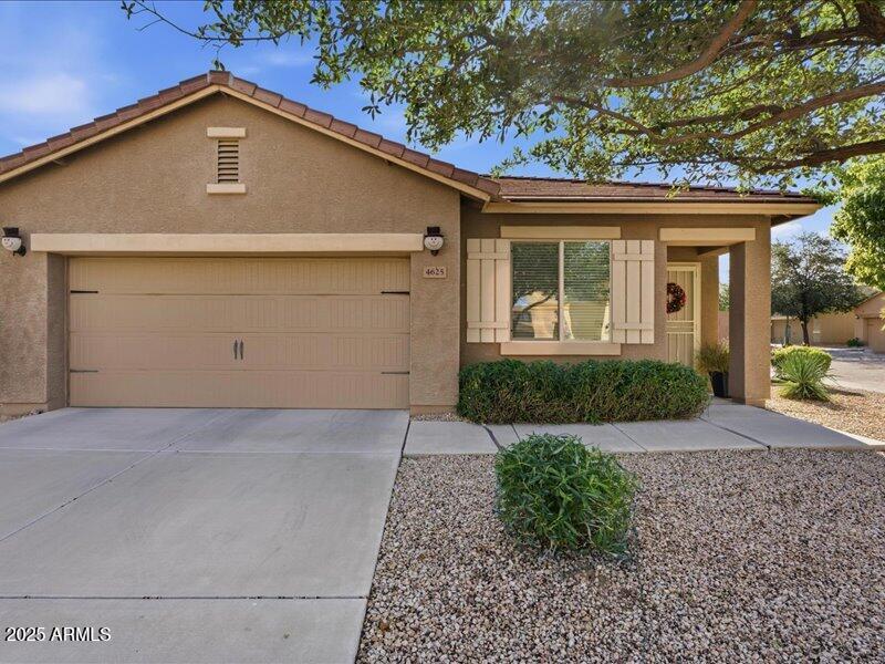 4625 W Crescent Rd., San Tan Valley, AZ 85144