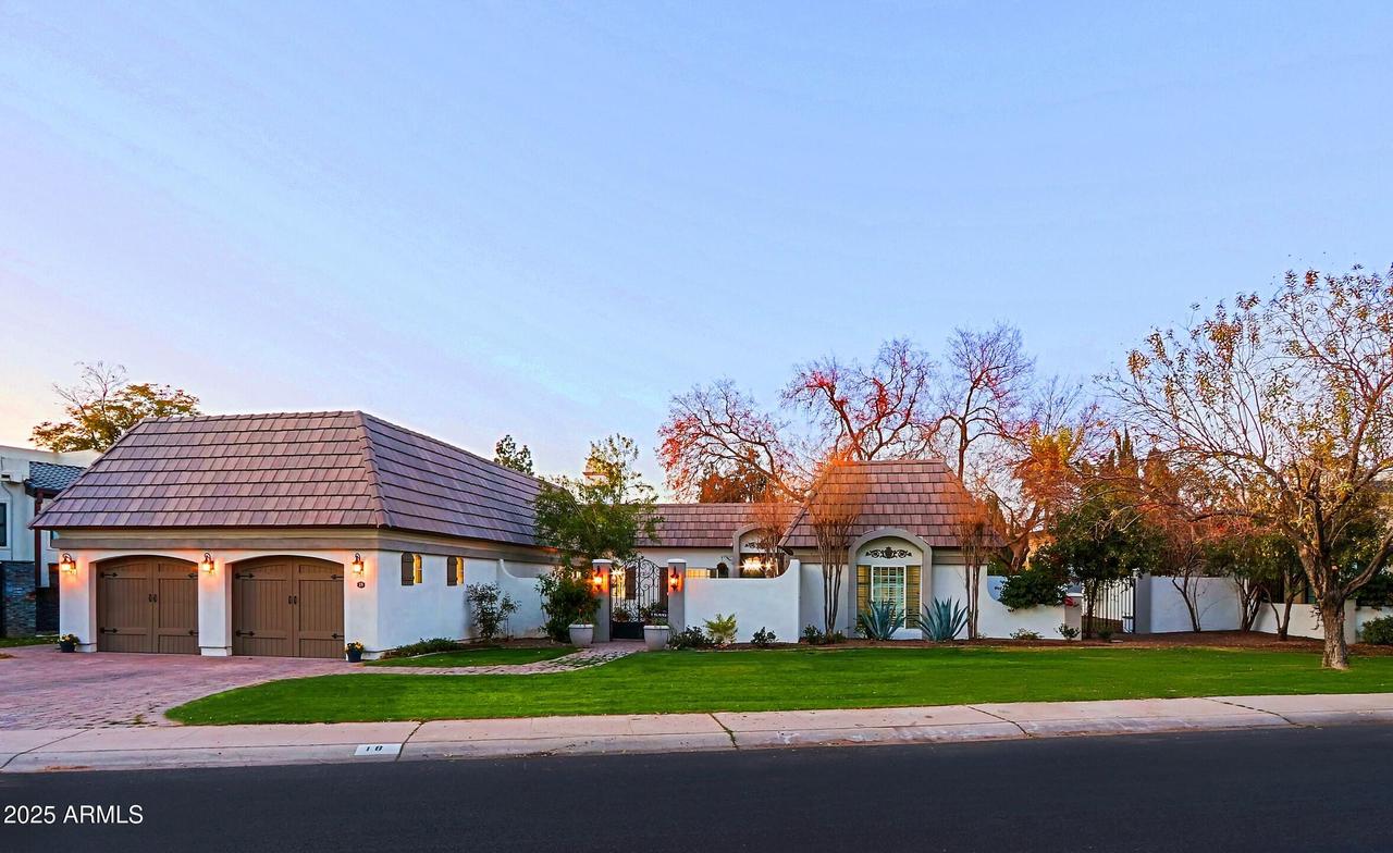 18 W Kaler Dr., Phoenix, AZ 85021