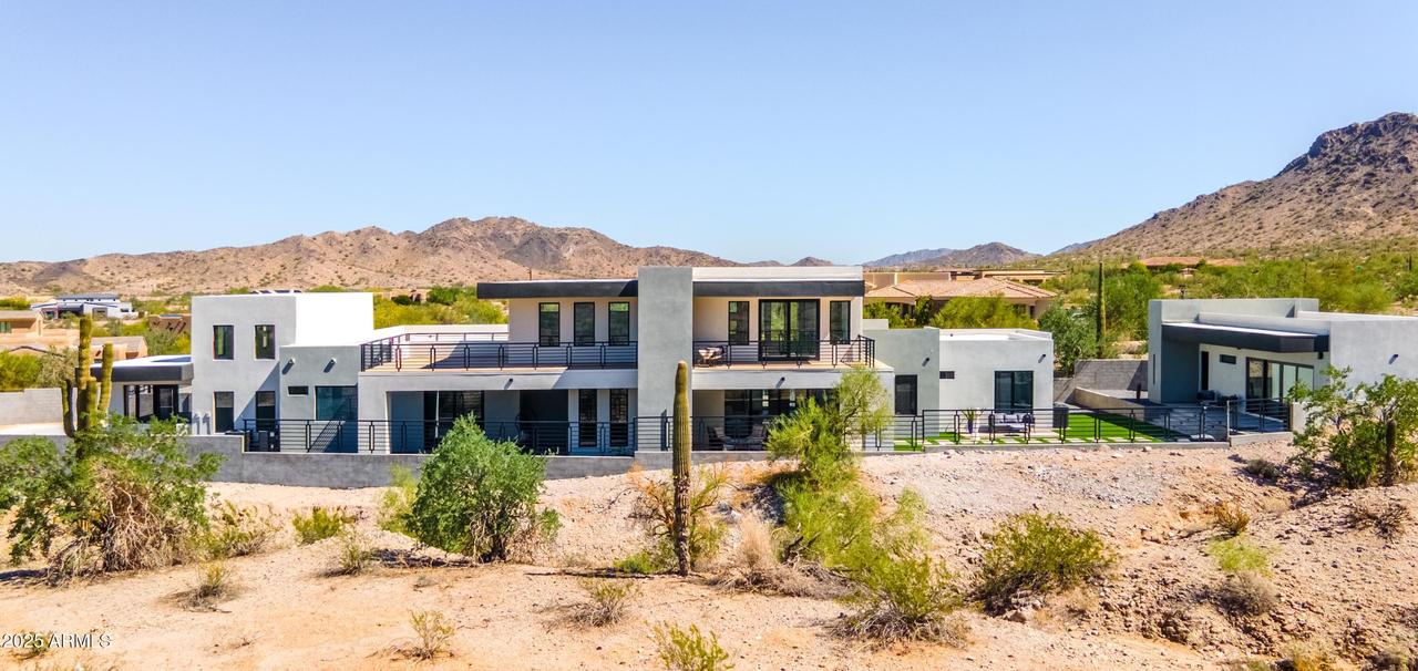 9520 S Krista Dr., Goodyear, AZ 85338