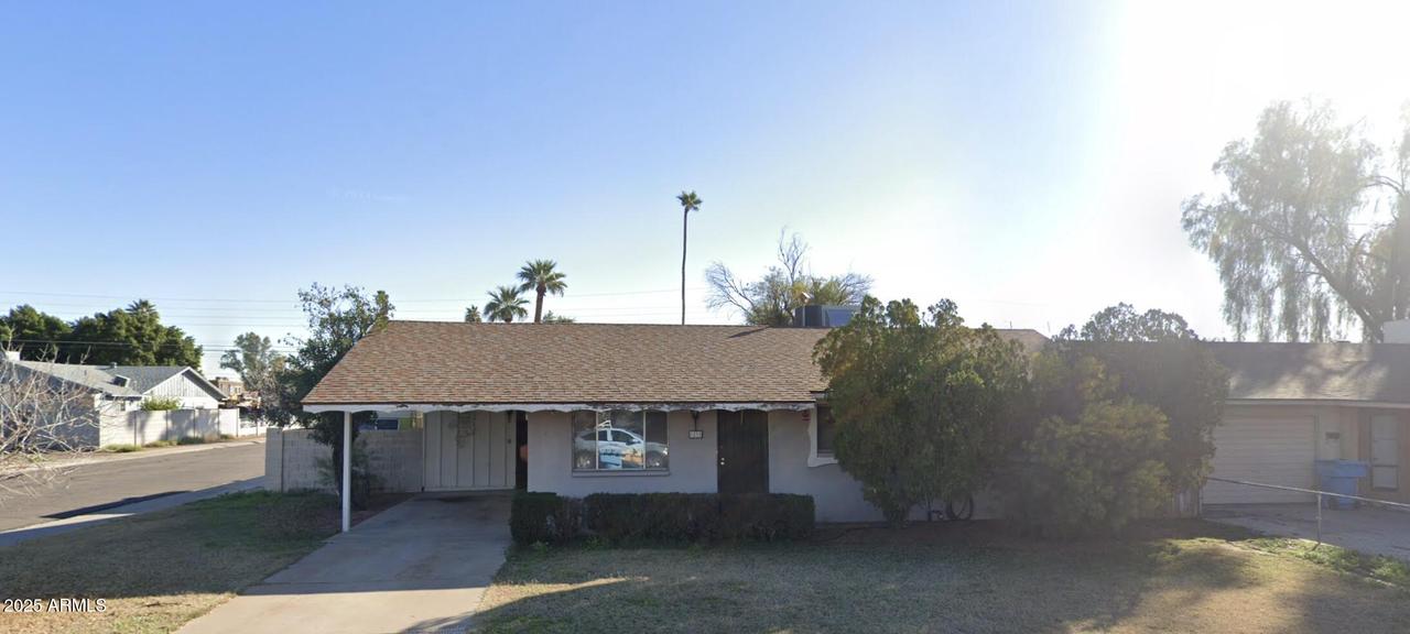 8235 N 35th Dr., Phoenix, AZ 85051