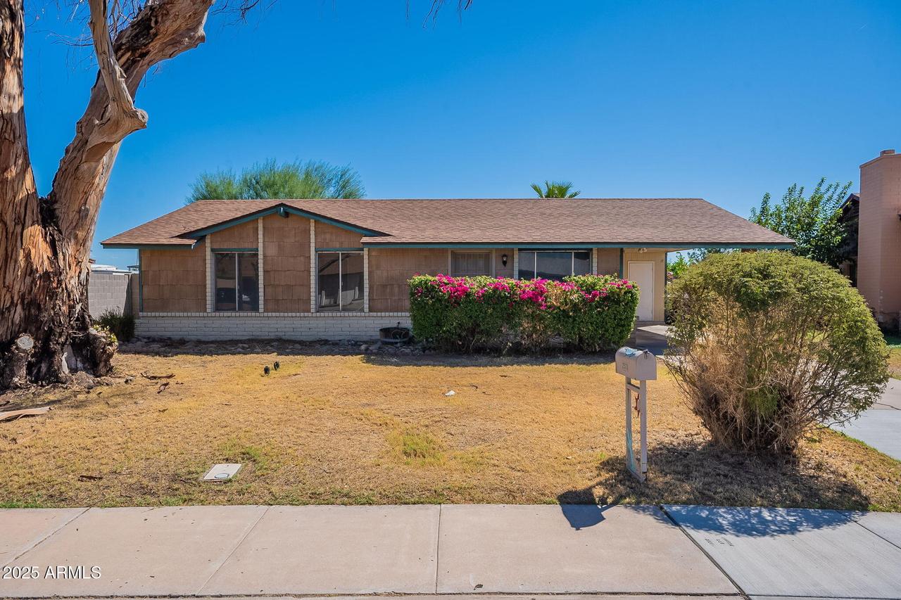 2573 E Commonwealth Cir., Chandler, AZ 85225