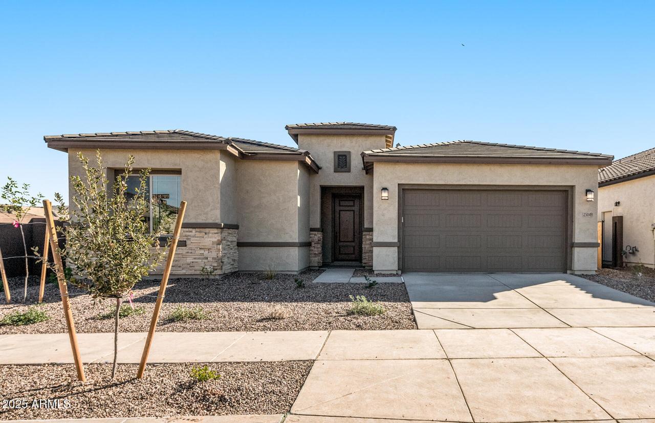 25049 N 170th Dr., Surprise, AZ 85387