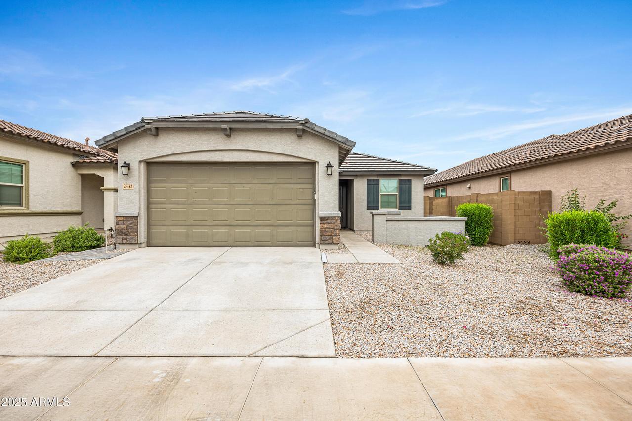 2532 W Hidalgo Ave., Phoenix, AZ 85041