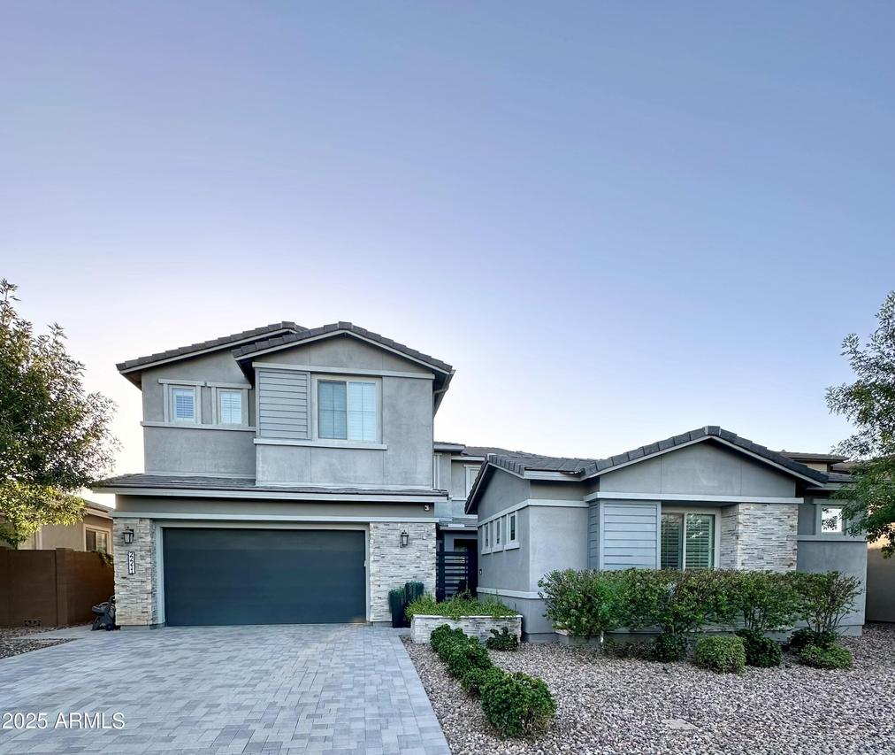 22211 N 31st St., Phoenix, AZ 85050