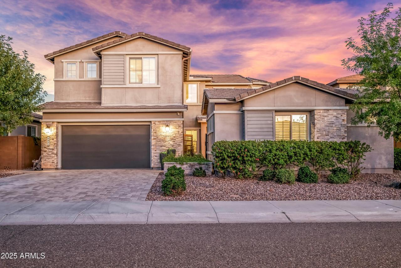 22211 N 31st St., Phoenix, AZ 85050