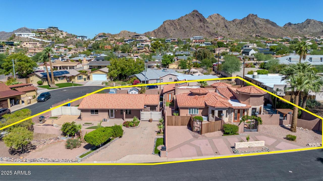 1450 E Royal Palm Rd., Phoenix, AZ 85020