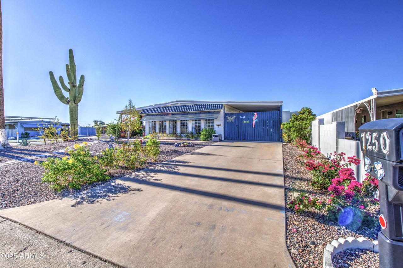 7250 E Arbor Ave., Mesa, AZ 85208
