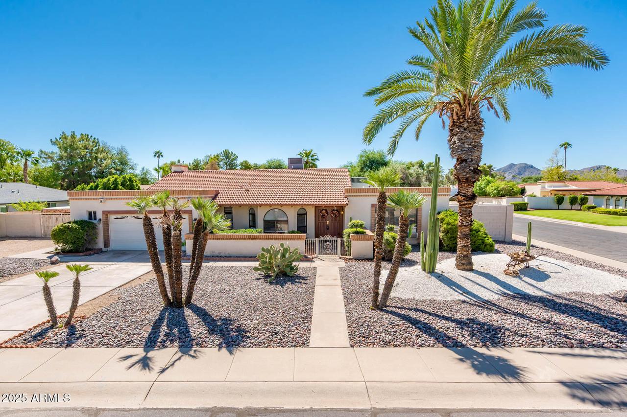 5401 E Laurel Ln., Scottsdale, AZ 85254