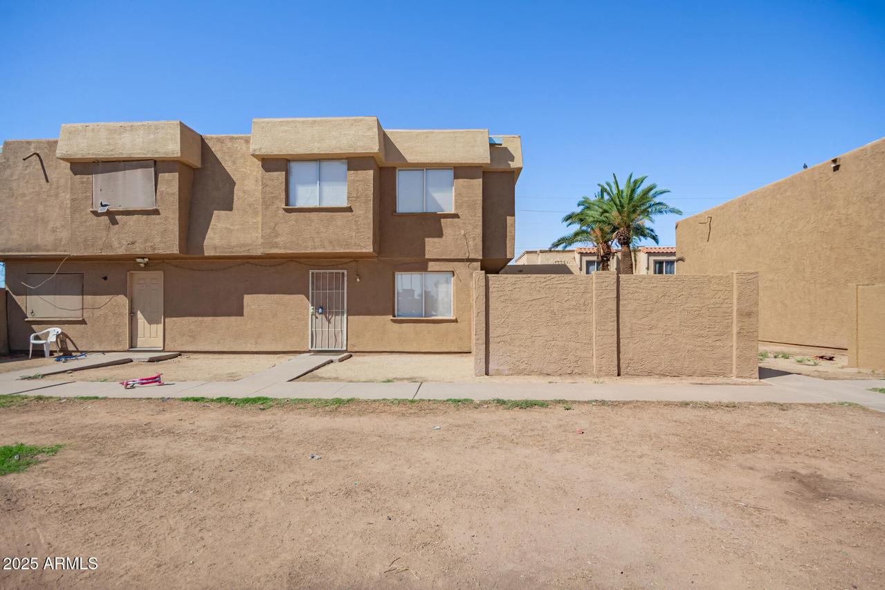 4608 E Riverside St., Phoenix, AZ 85040