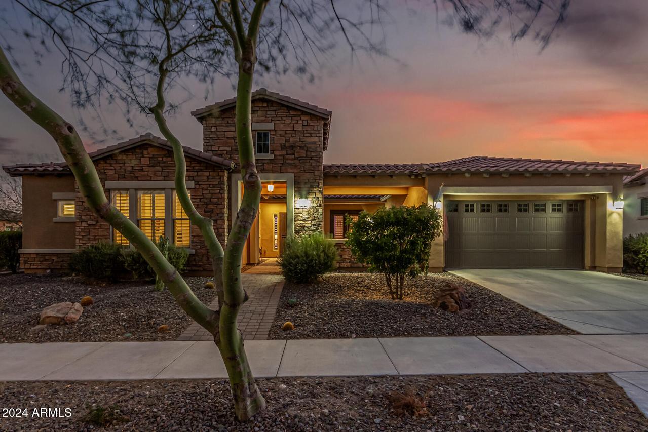 20945 W Hillcrest Blvd., Buckeye, AZ 85396