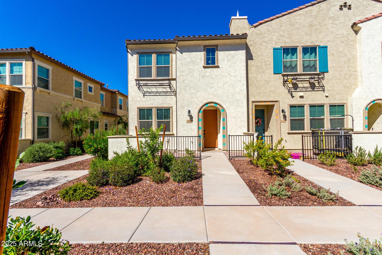 1849 E Chelsea Ln. #101, Gilbert, AZ 85295