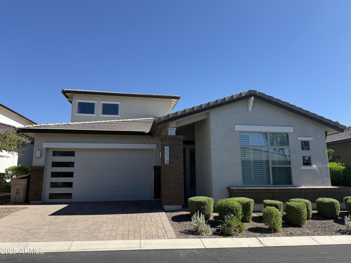 5273 N 207th Dr., Buckeye, AZ 85396