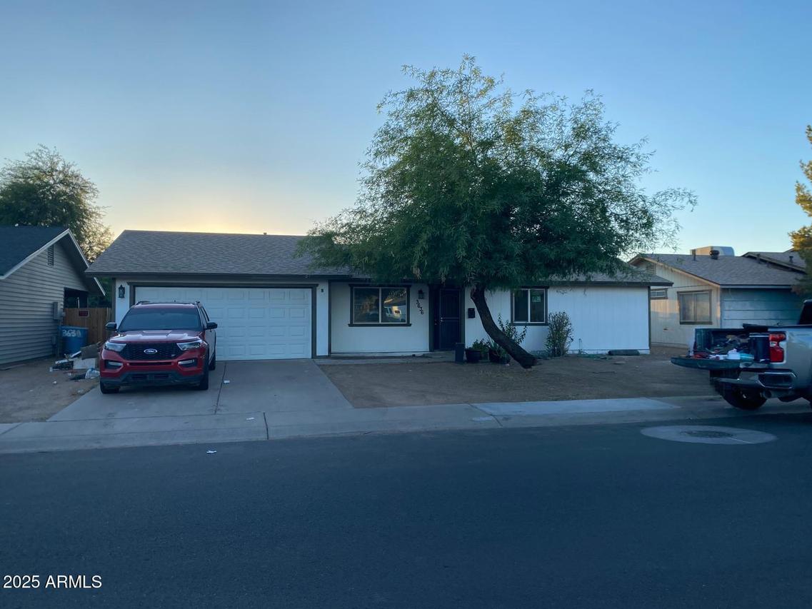 3636 N 86th Ln., Phoenix, AZ 85037