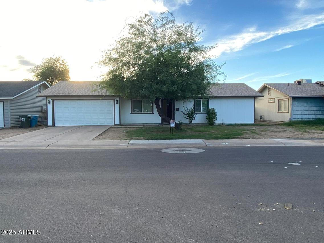 3636 N 86th Ln., Phoenix, AZ 85037