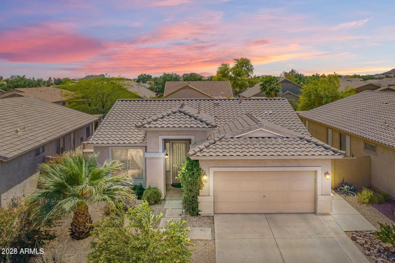 105 E Piccolo Ct, San Tan Valley, AZ 85143