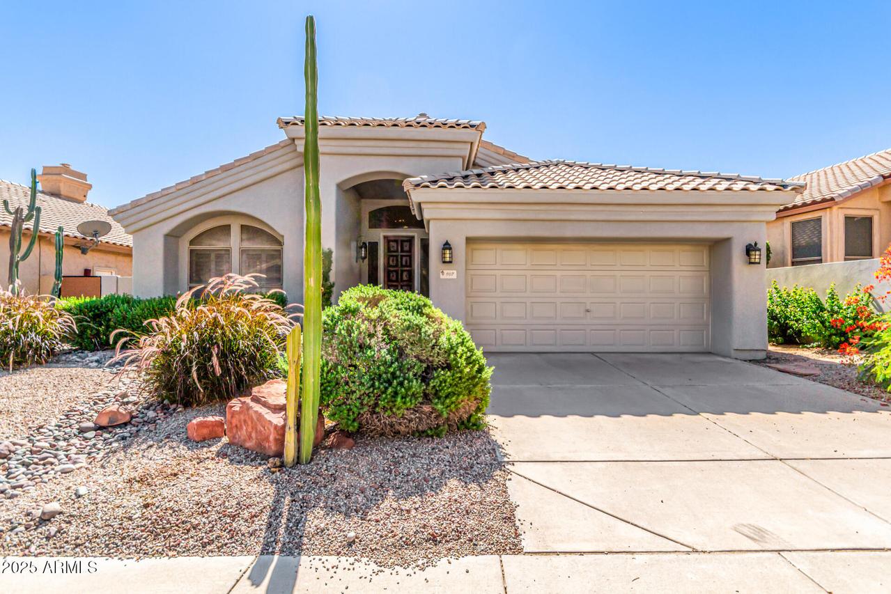 907 E Goldenrod St., Phoenix, AZ 85048