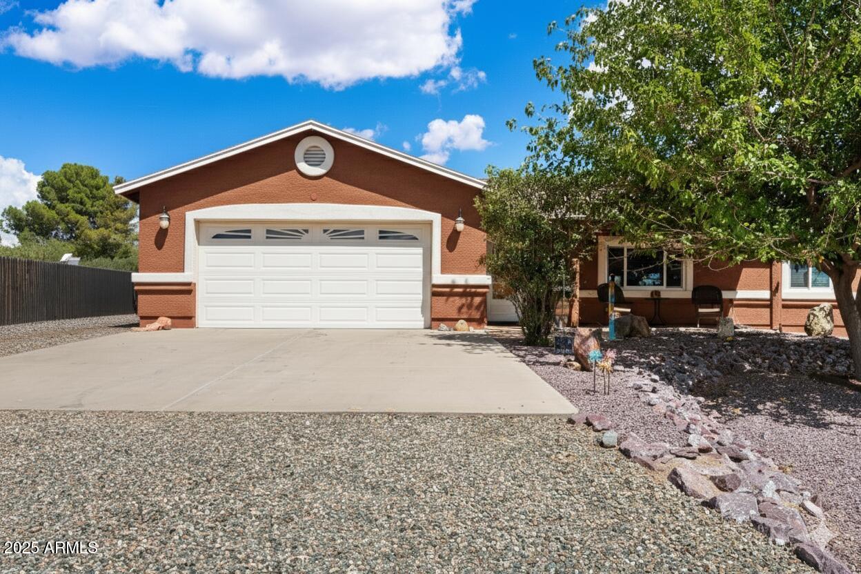 17798 E Trails End Rd., Mayer, AZ 86333