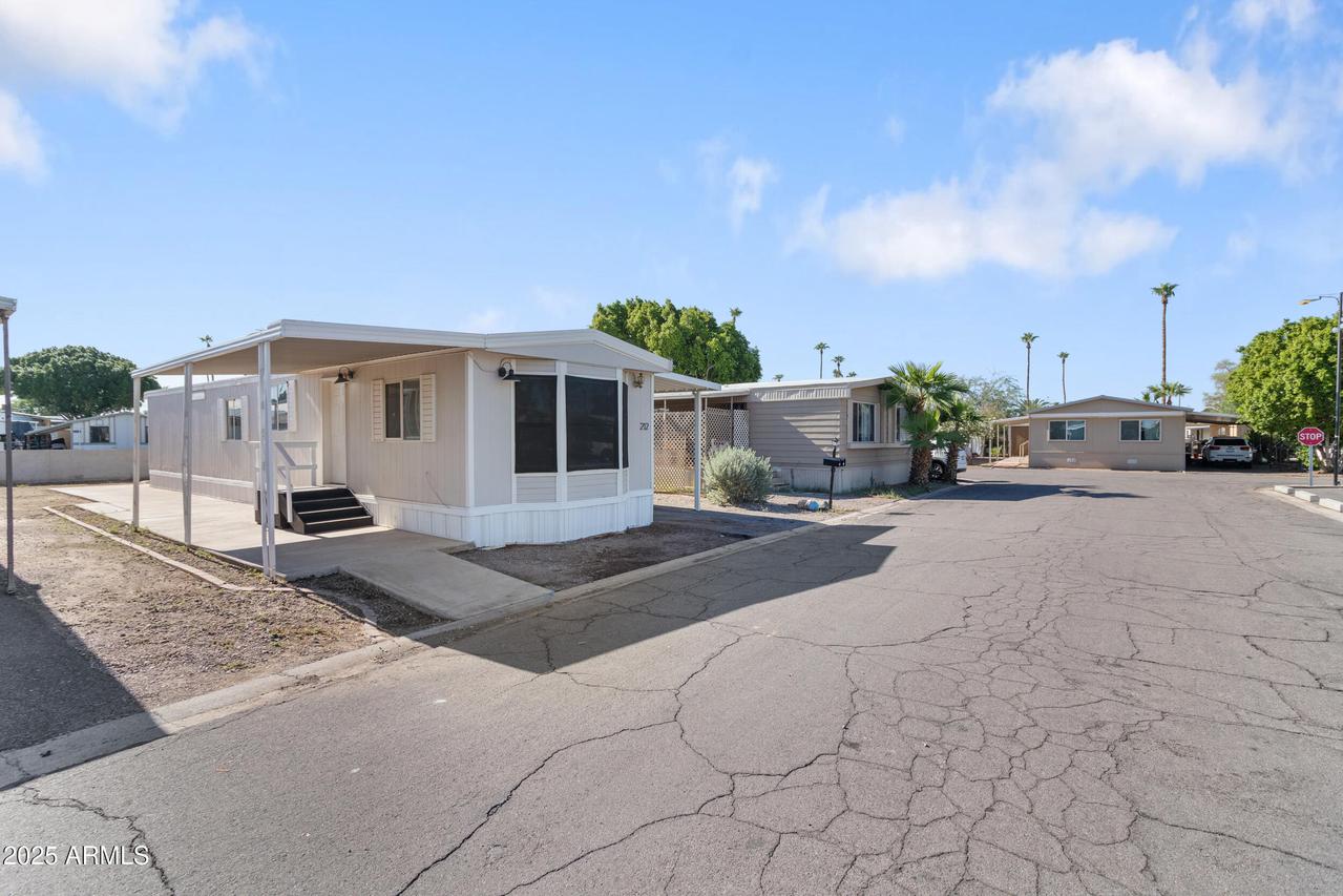 2340 E University Dr. #212, Tempe, AZ 85288
