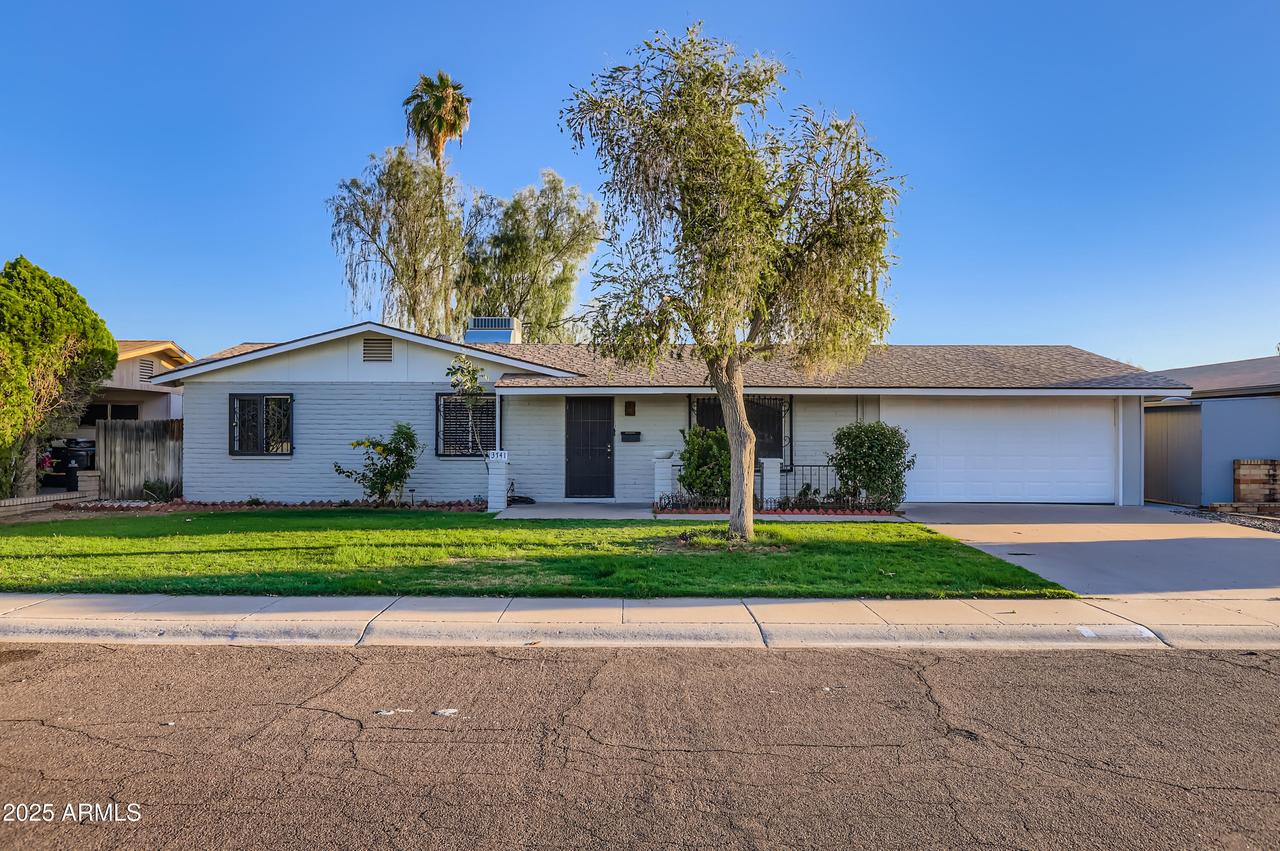 3741 W Davidson Ln., Phoenix, AZ 85051