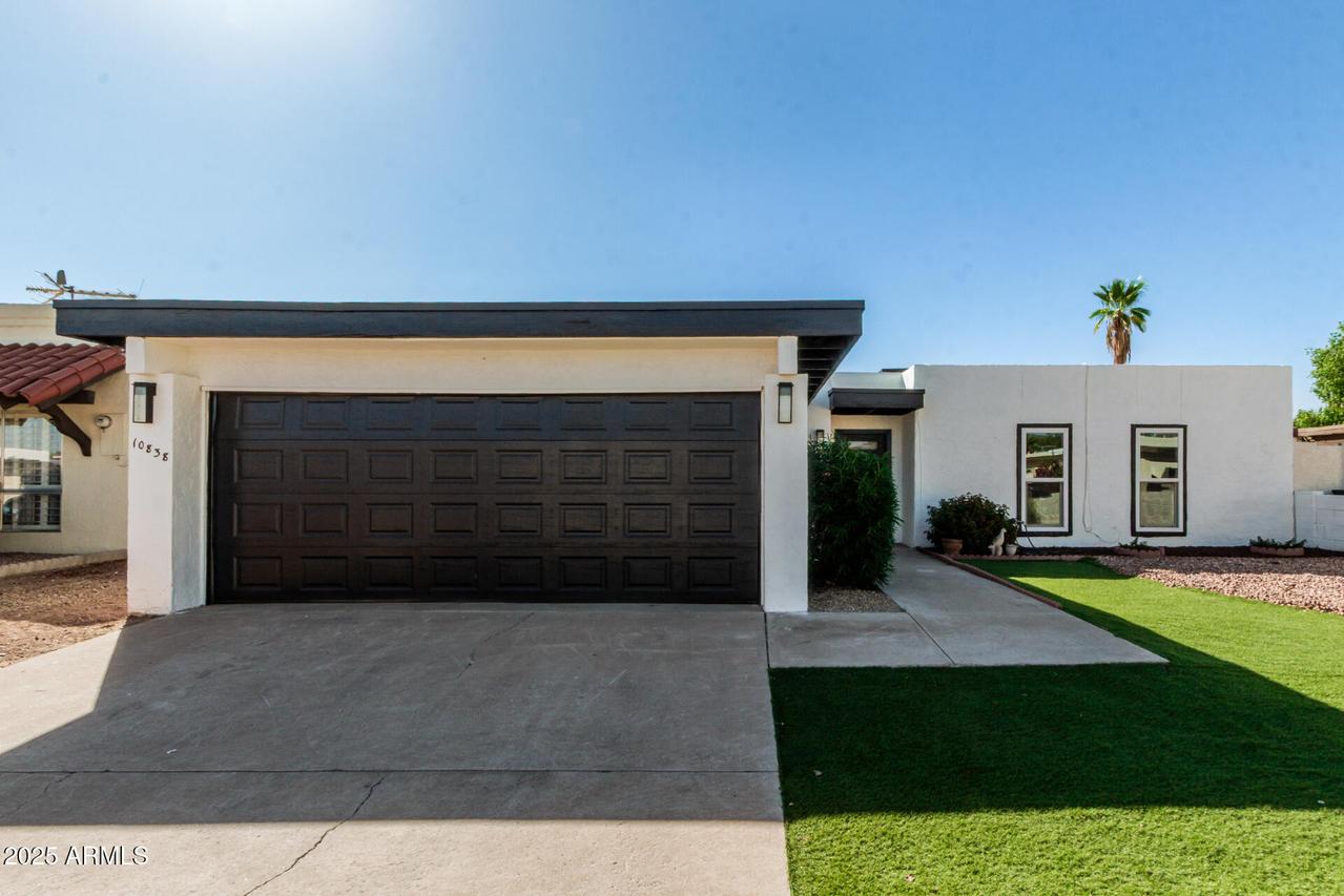 10838 N 32nd Ln., Phoenix, AZ 85029