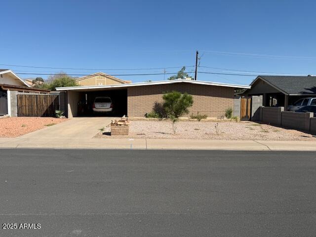 361 S Cardinal Dr., Apache Junction, AZ 85120