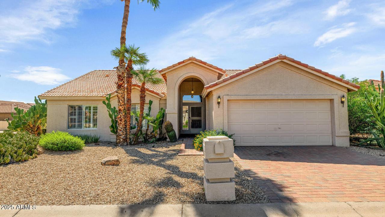 10023 E Arrowvale Dr., Sun Lakes, AZ 85248