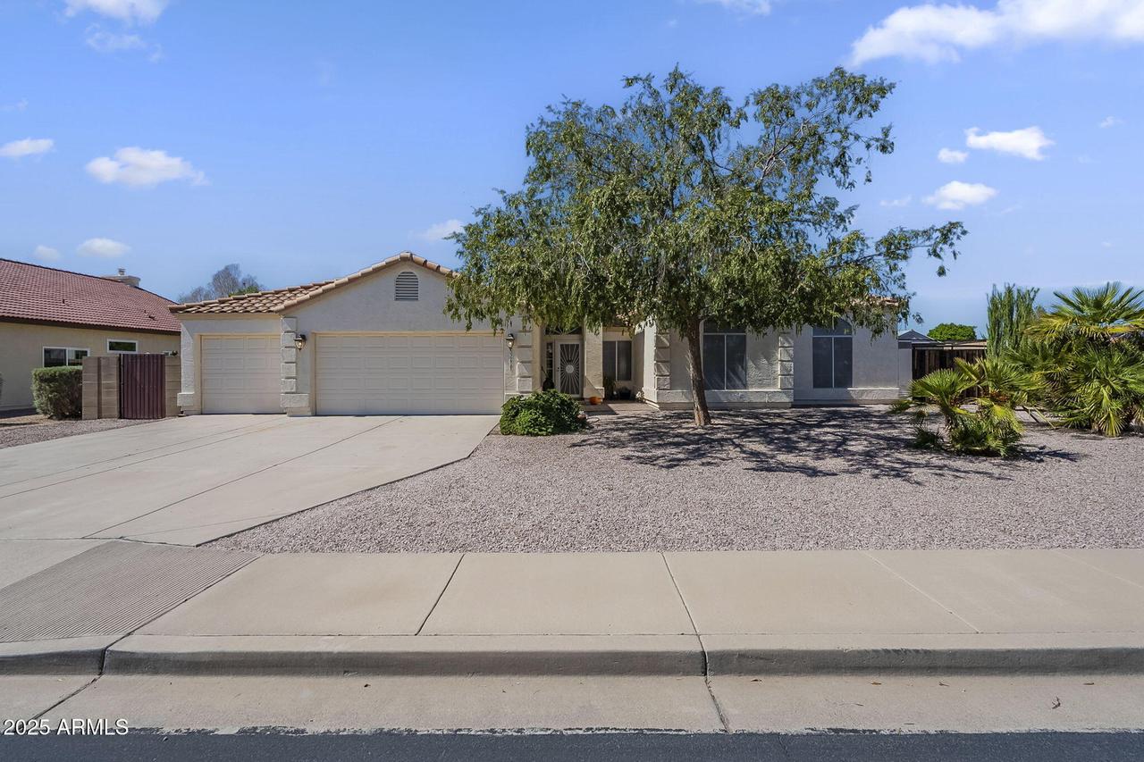 2360 N Yale St., Mesa, AZ 85213