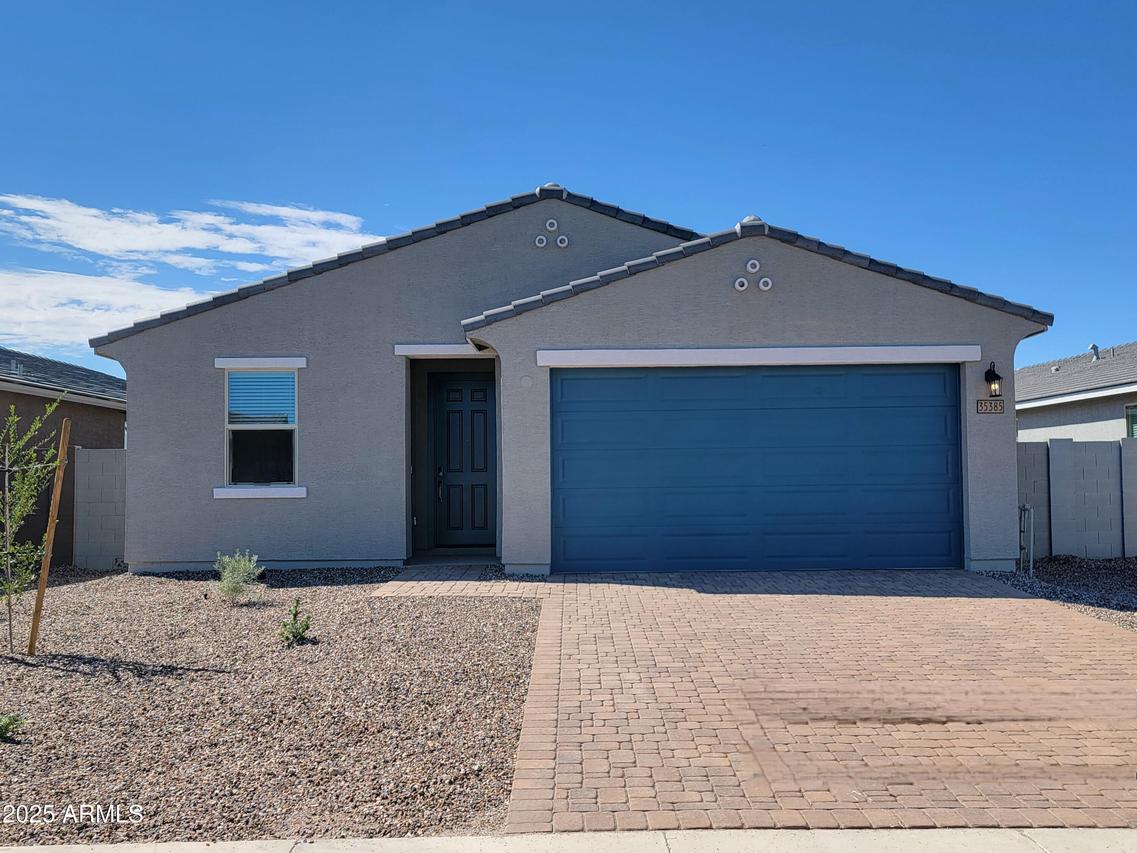 35385 N Flora Way, San Tan Valley, AZ 85144