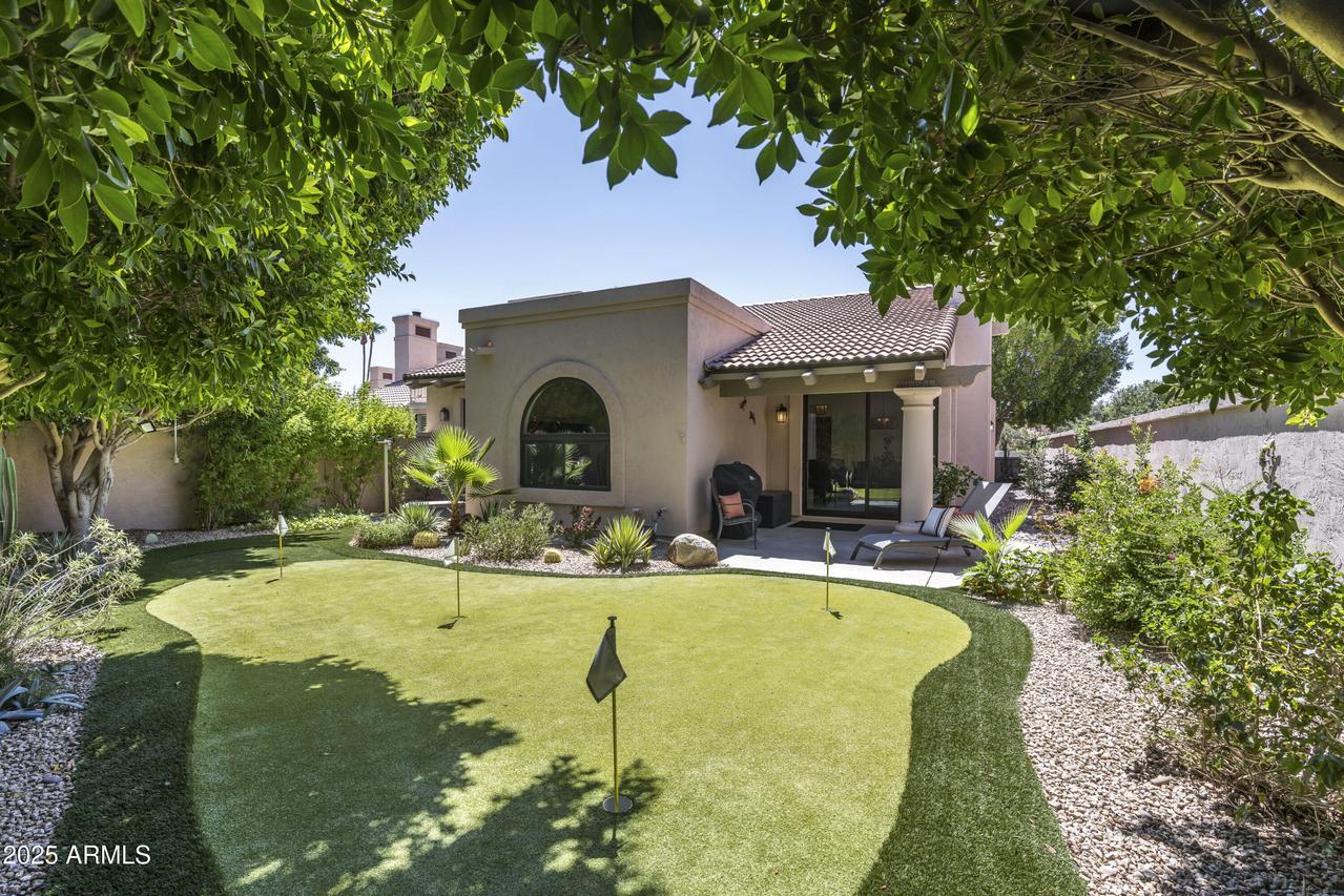 10118 E Cinnabar Ave., Scottsdale, AZ 85258