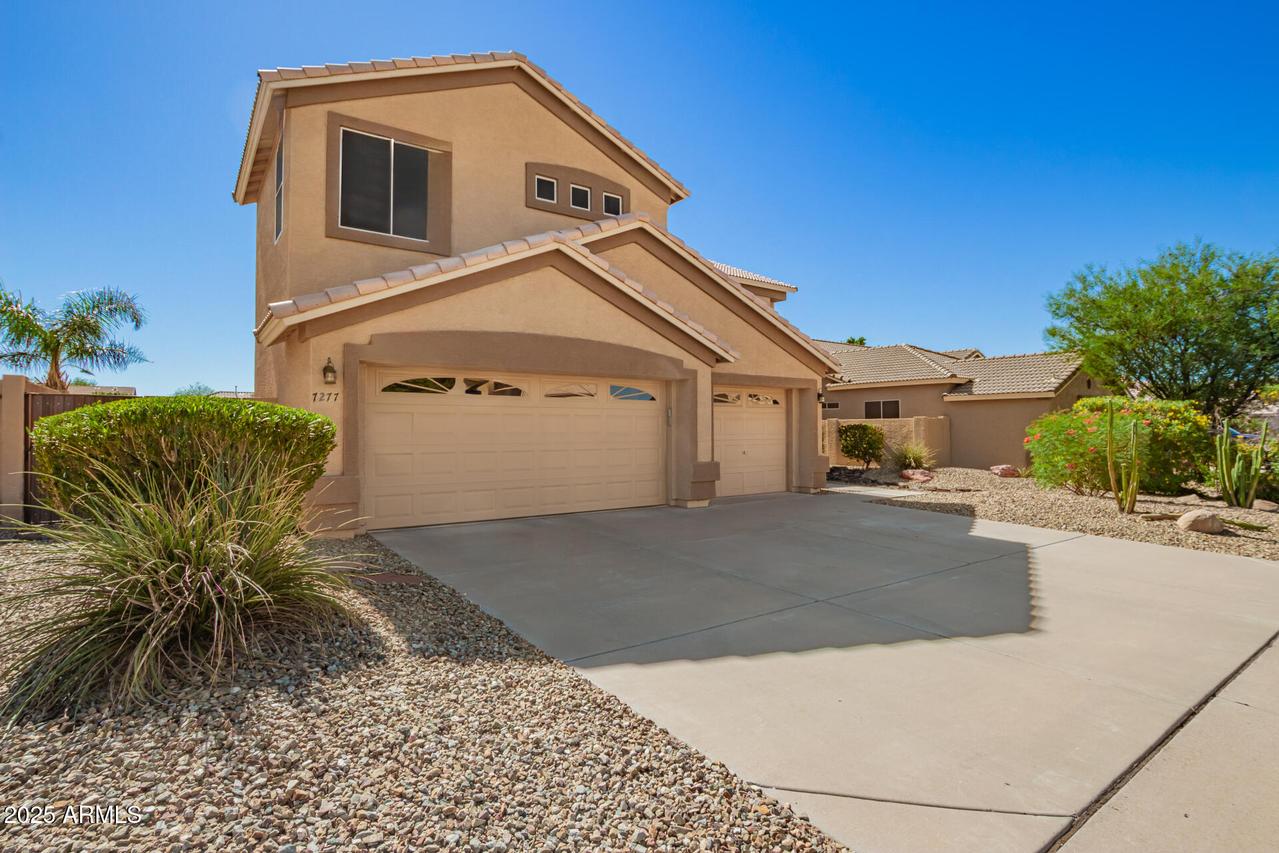 7277 W Honeysuckle Dr., Peoria, AZ 85383