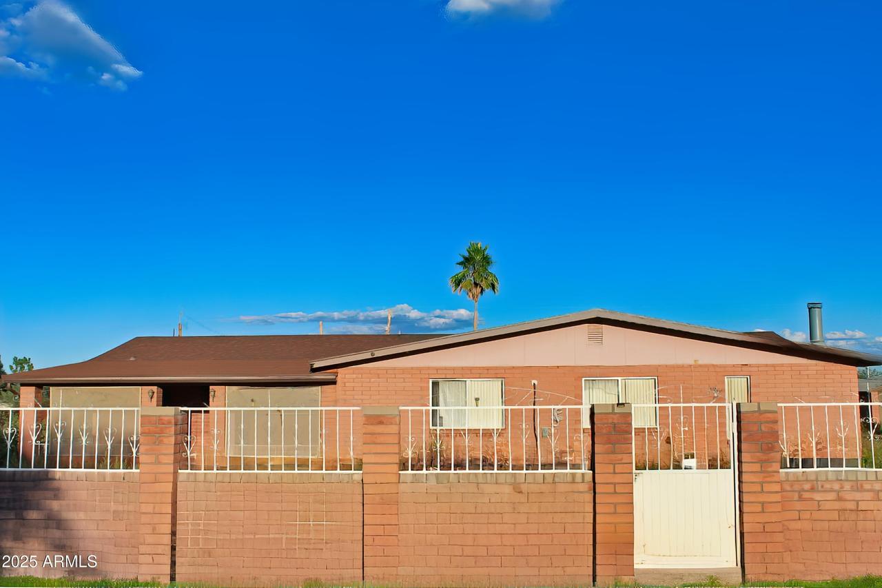 4839 S Santa Aurelia Ave., Sierra Vista, AZ 85650
