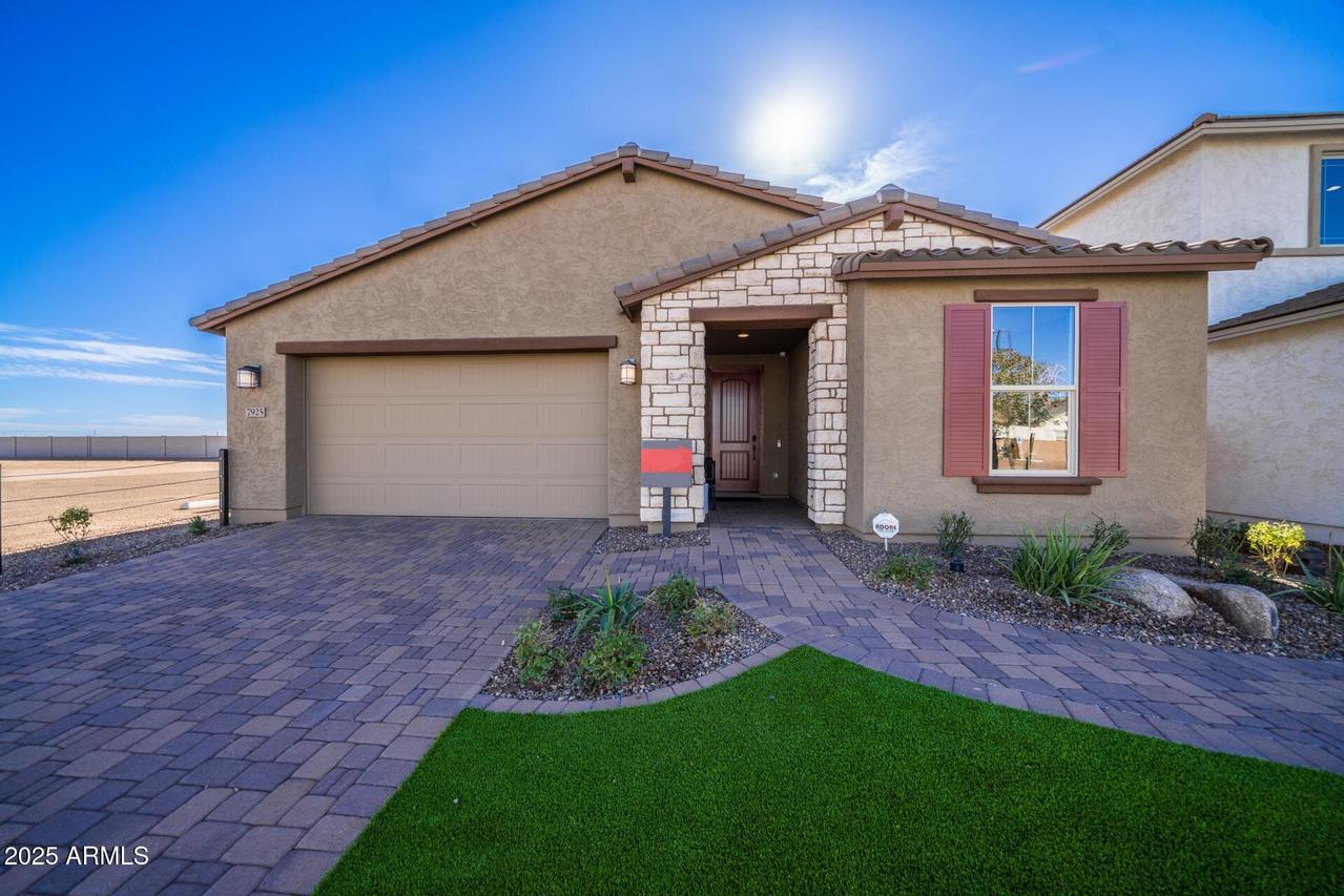 7925 E Raleigh Ave., Mesa, AZ 85212