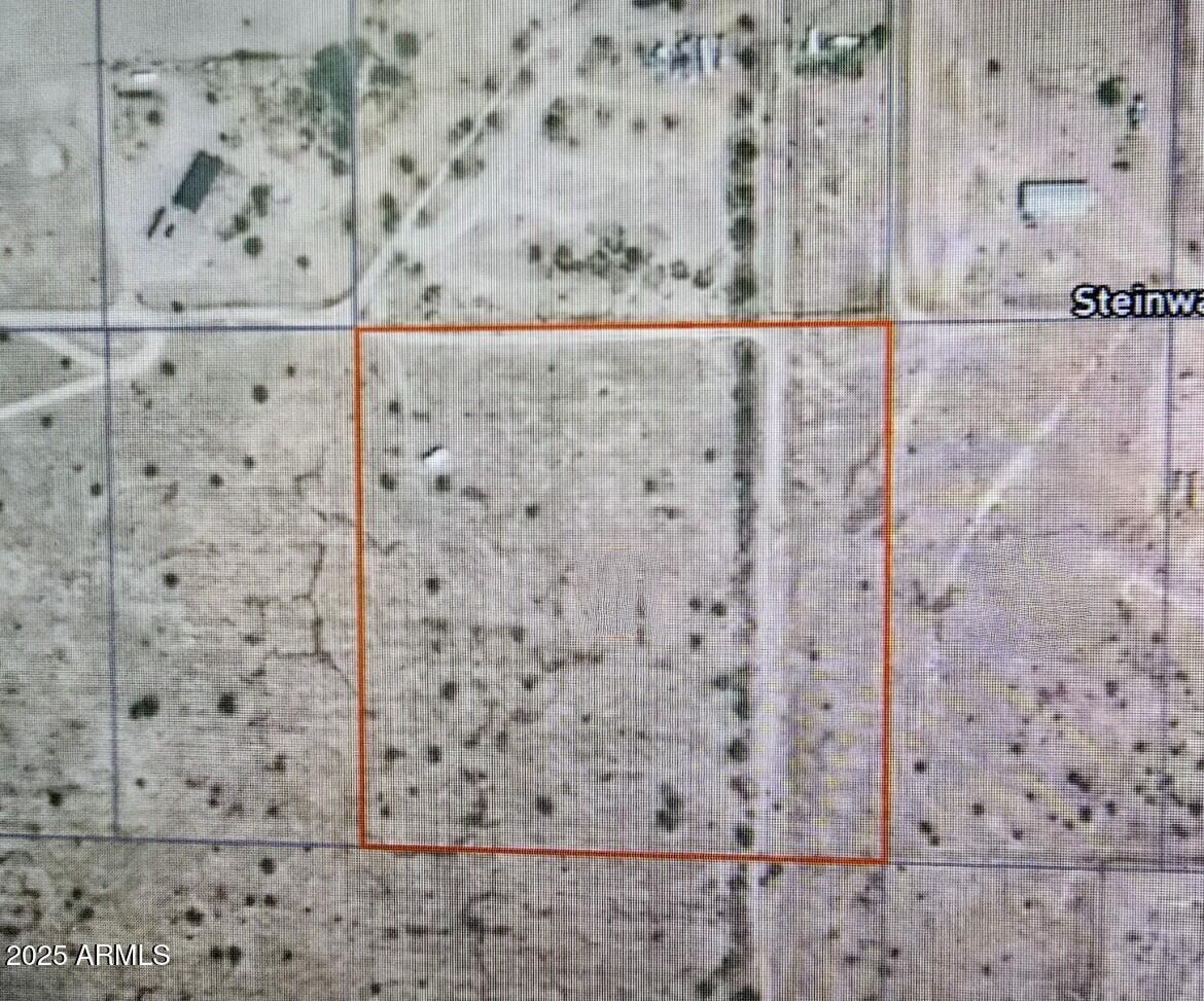 W 411th  63 Ave. #63, Tonopah, AZ 85354
