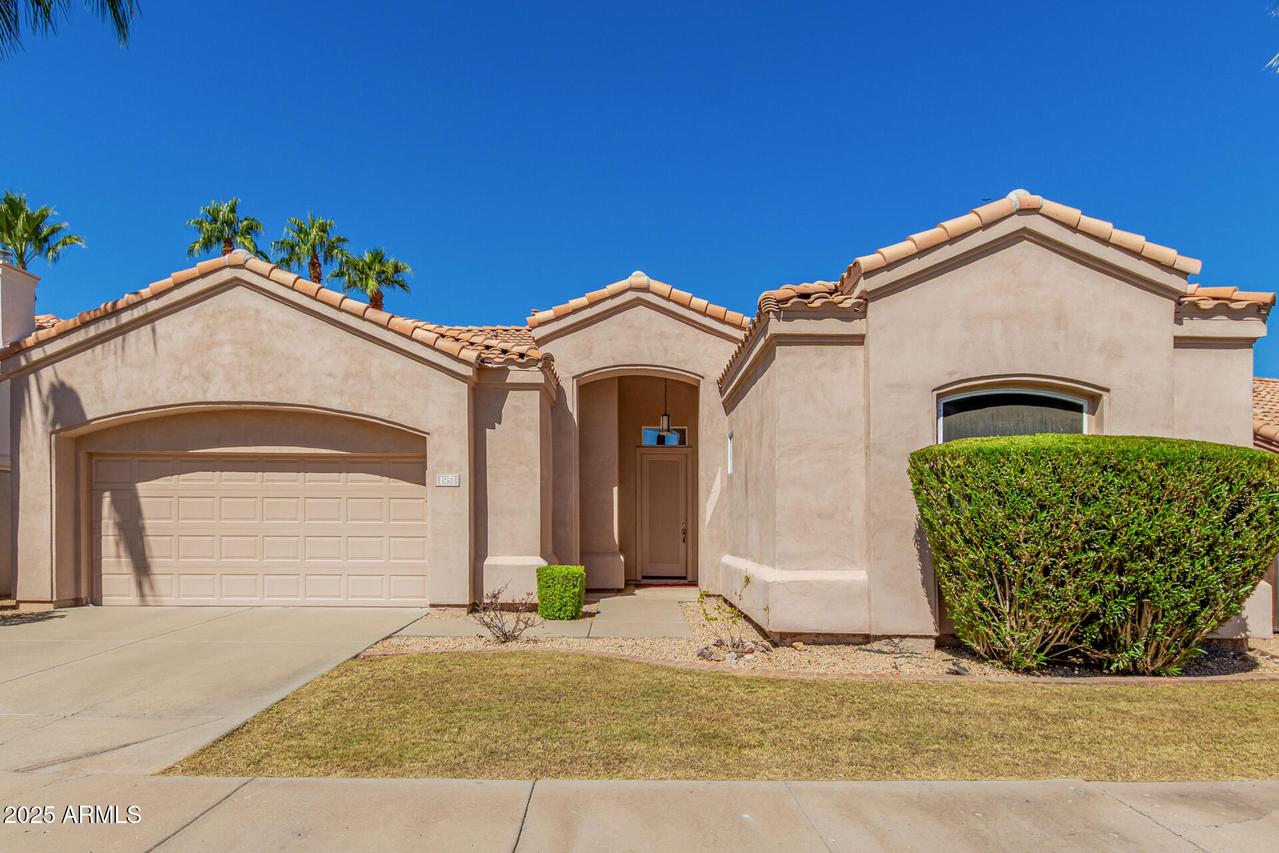 1951 W Peninsula Cir., Chandler, AZ 85248
