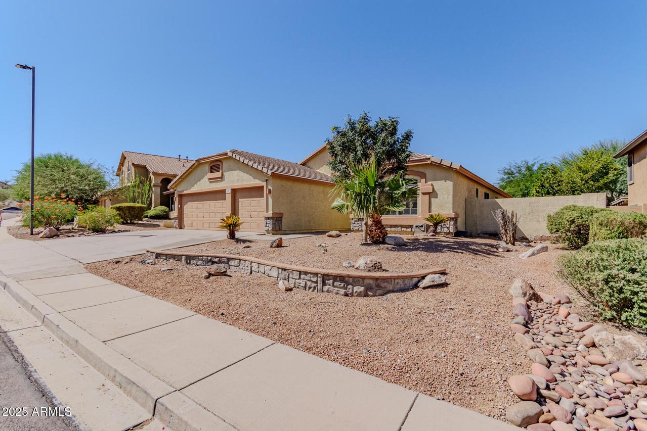 11376 S Hopi Dr., Goodyear, AZ 85338