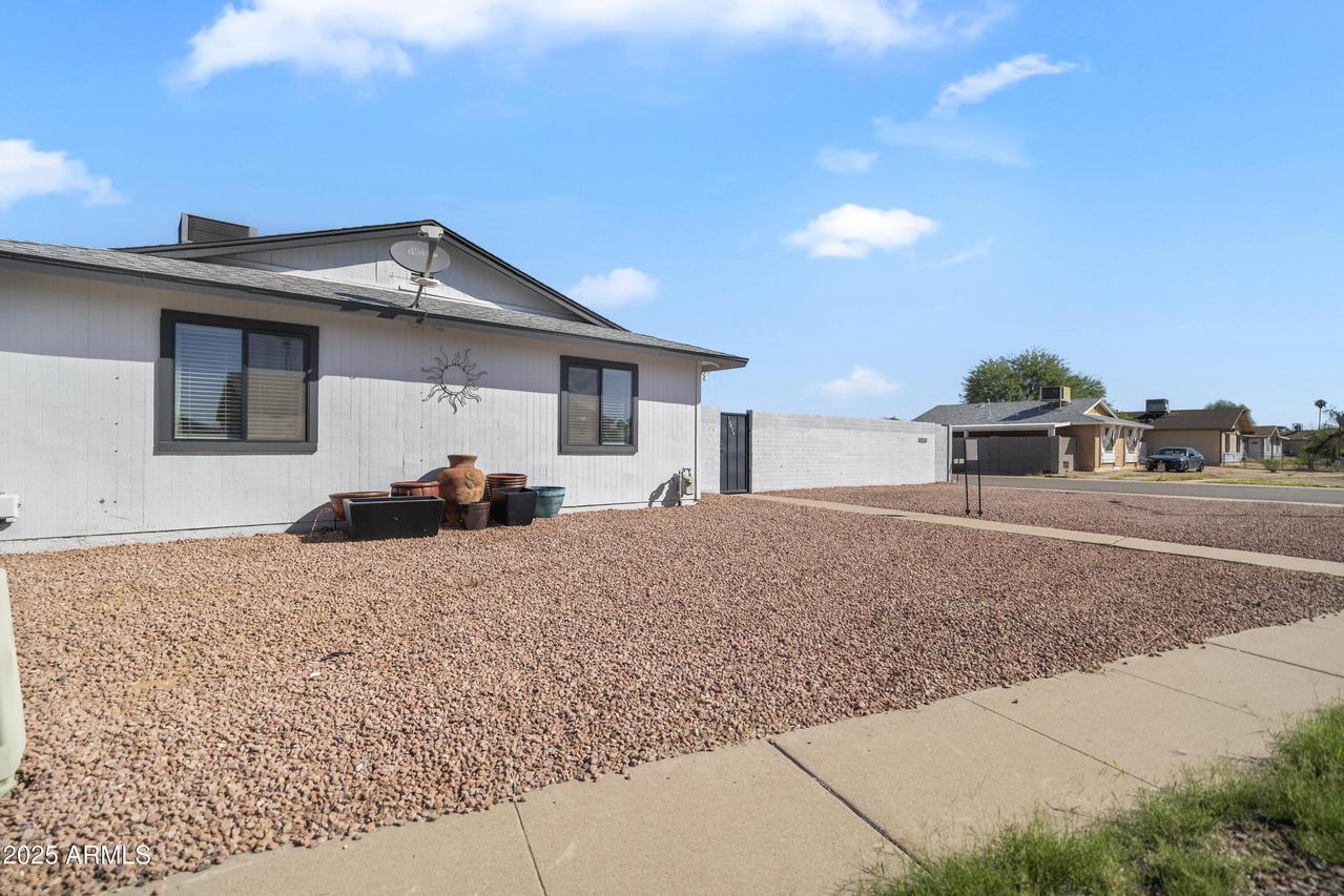 14034 N 48th Ave., Glendale, AZ 85306