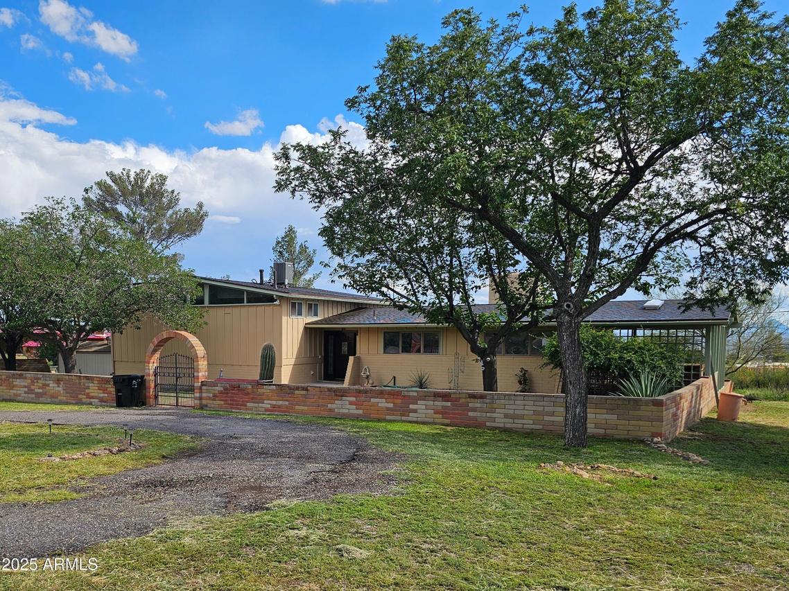85 Pima Dr., Bisbee, AZ 85603