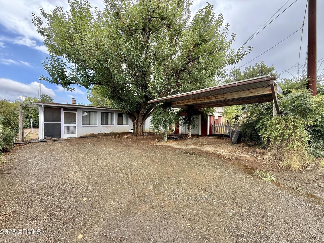 9820 S 9th St., Mayer, AZ 86333