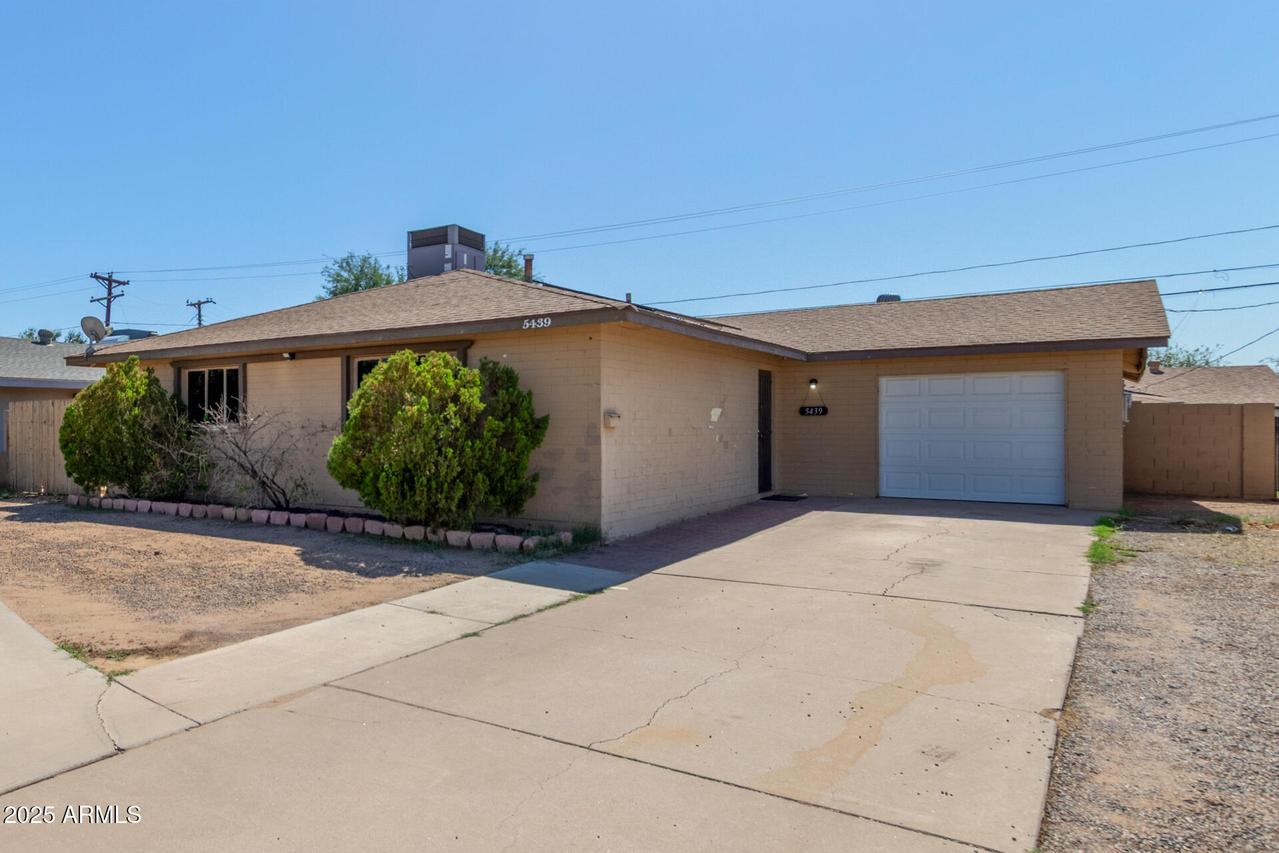 5439 W Osborn Rd., Phoenix, AZ 85031