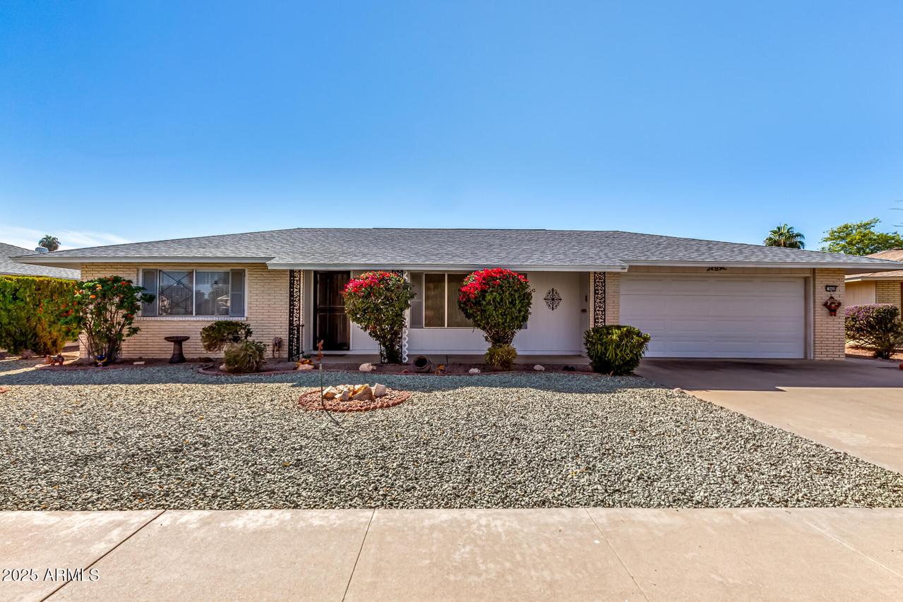 9409 W Glen Oaks Cir., Sun City, AZ 85351