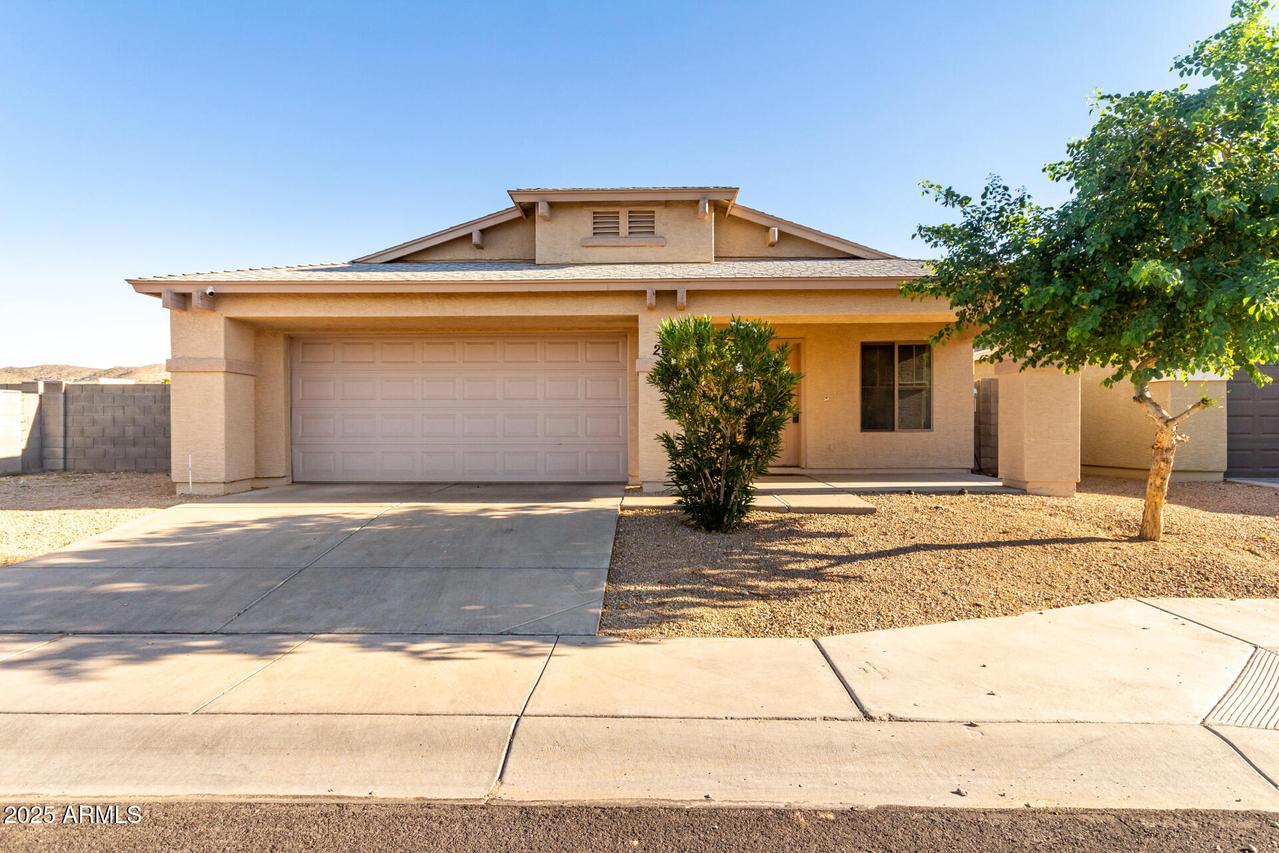 203 W Latona Rd., Phoenix, AZ 85041