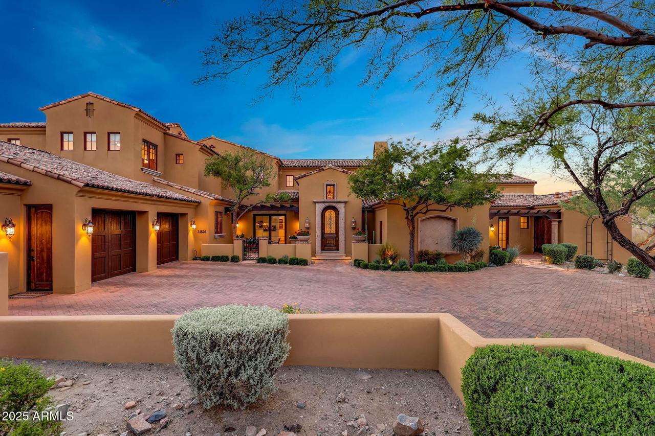 21606 W Palo Brea Cir., Buckeye, AZ 85396