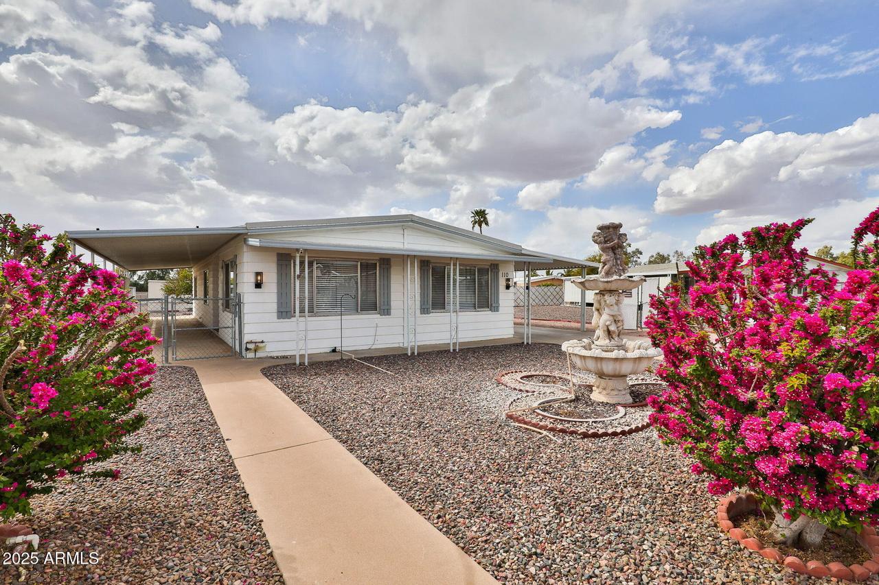 110 S 72nd Way, Mesa, AZ 85208