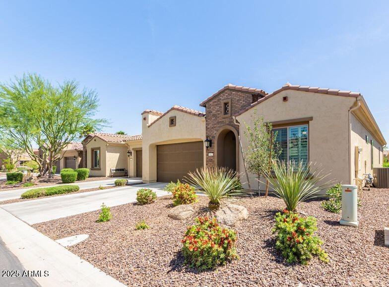 16923 W Palm Ln., Goodyear, AZ 85395