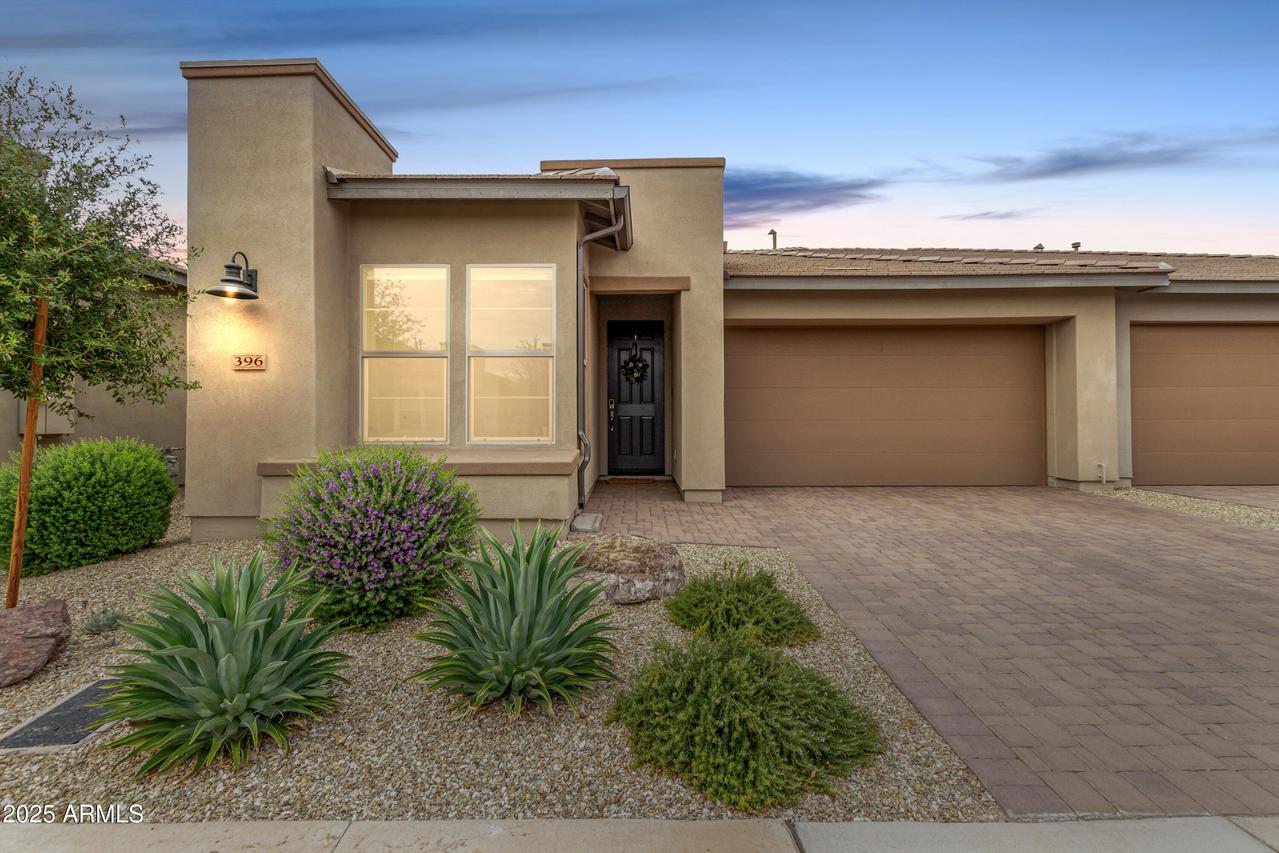 396 E Citrus Hollow Way, Queen Creek, AZ 85140