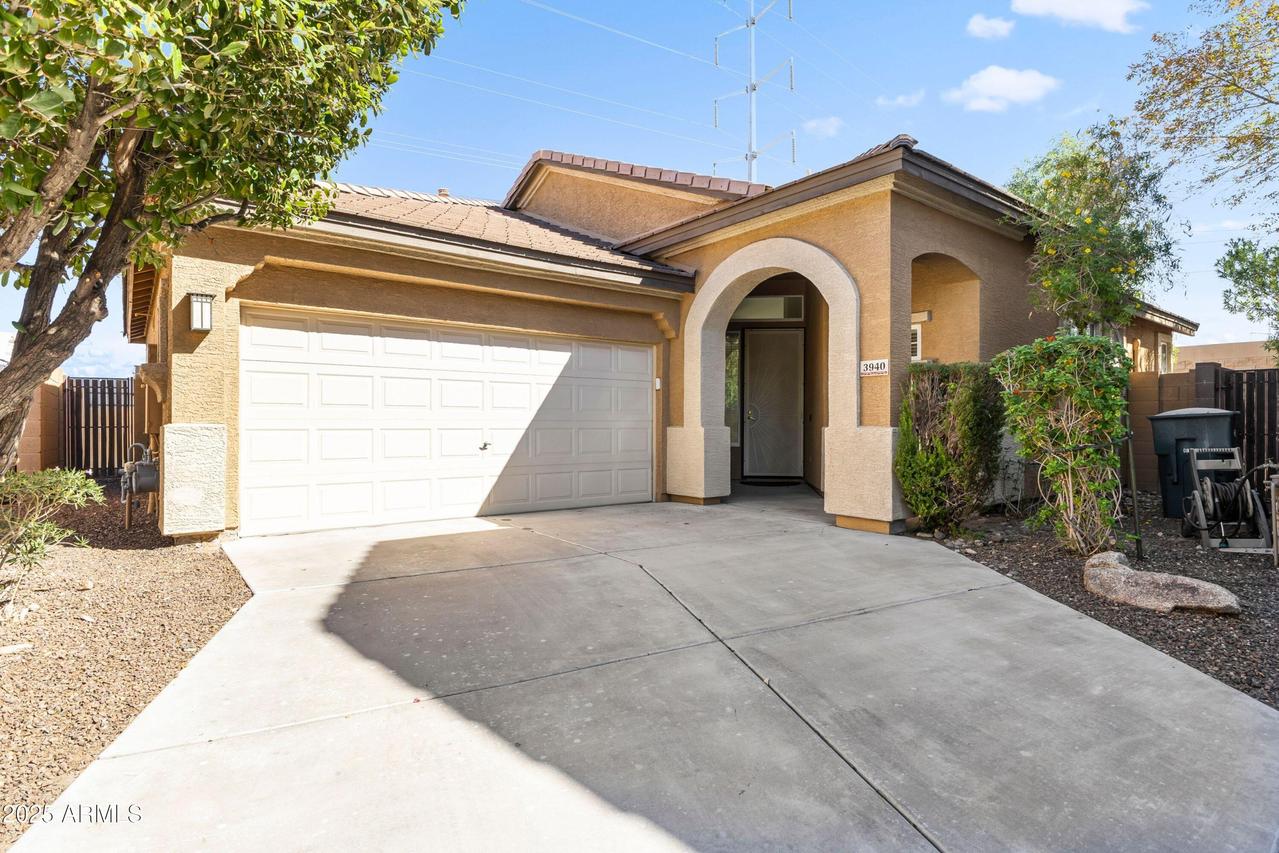 3940 E Minton St., Phoenix, AZ 85042