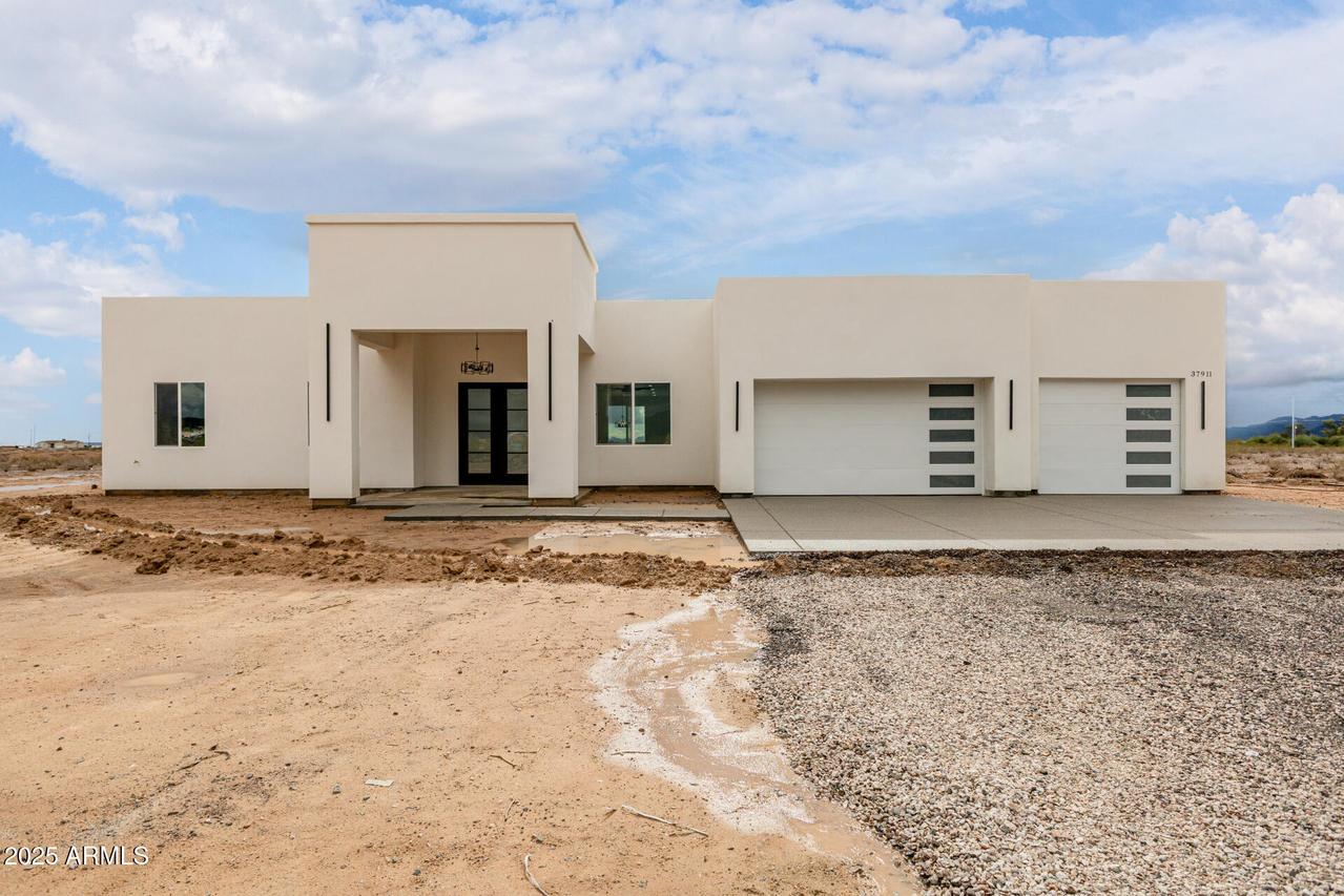 37911 W Rancho Dr., Tonopah, AZ 85354