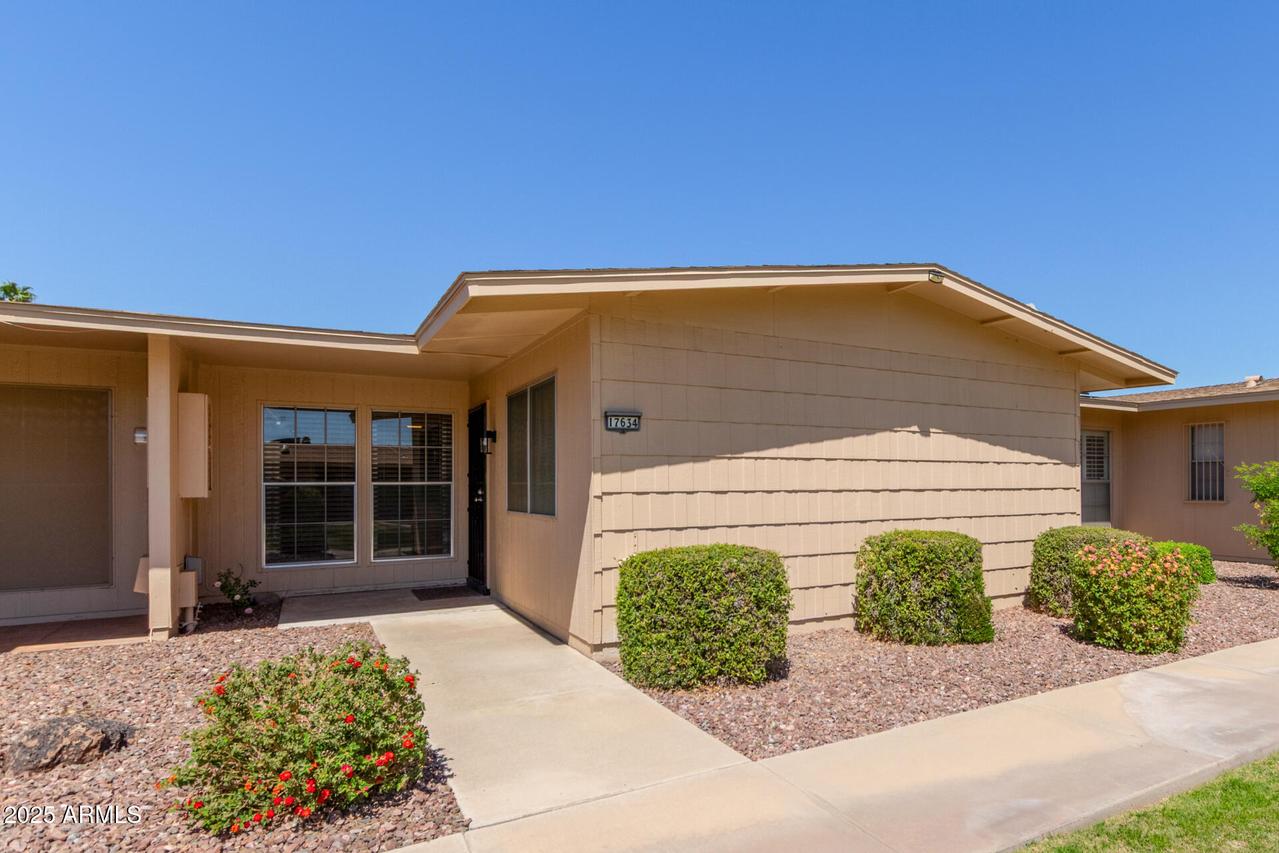 17634 N 102nd Dr., Sun City, AZ 85373