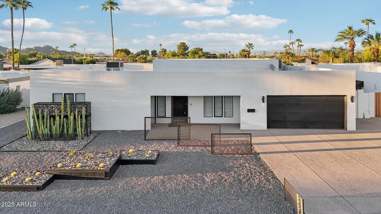 3430 E Beryl Ln., Phoenix, AZ 85028