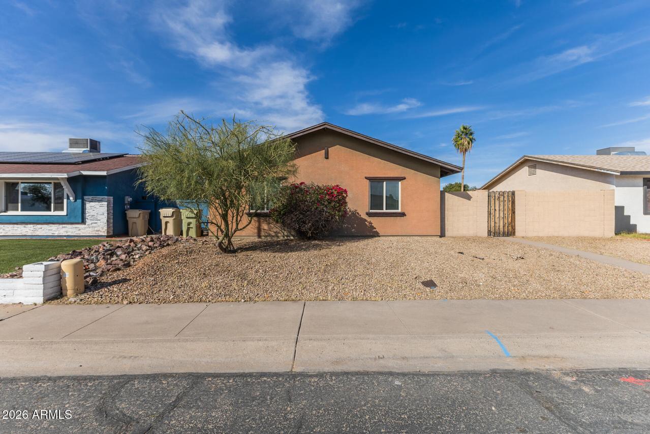 5318 W Mauna Loa Ln., Glendale, AZ 85306